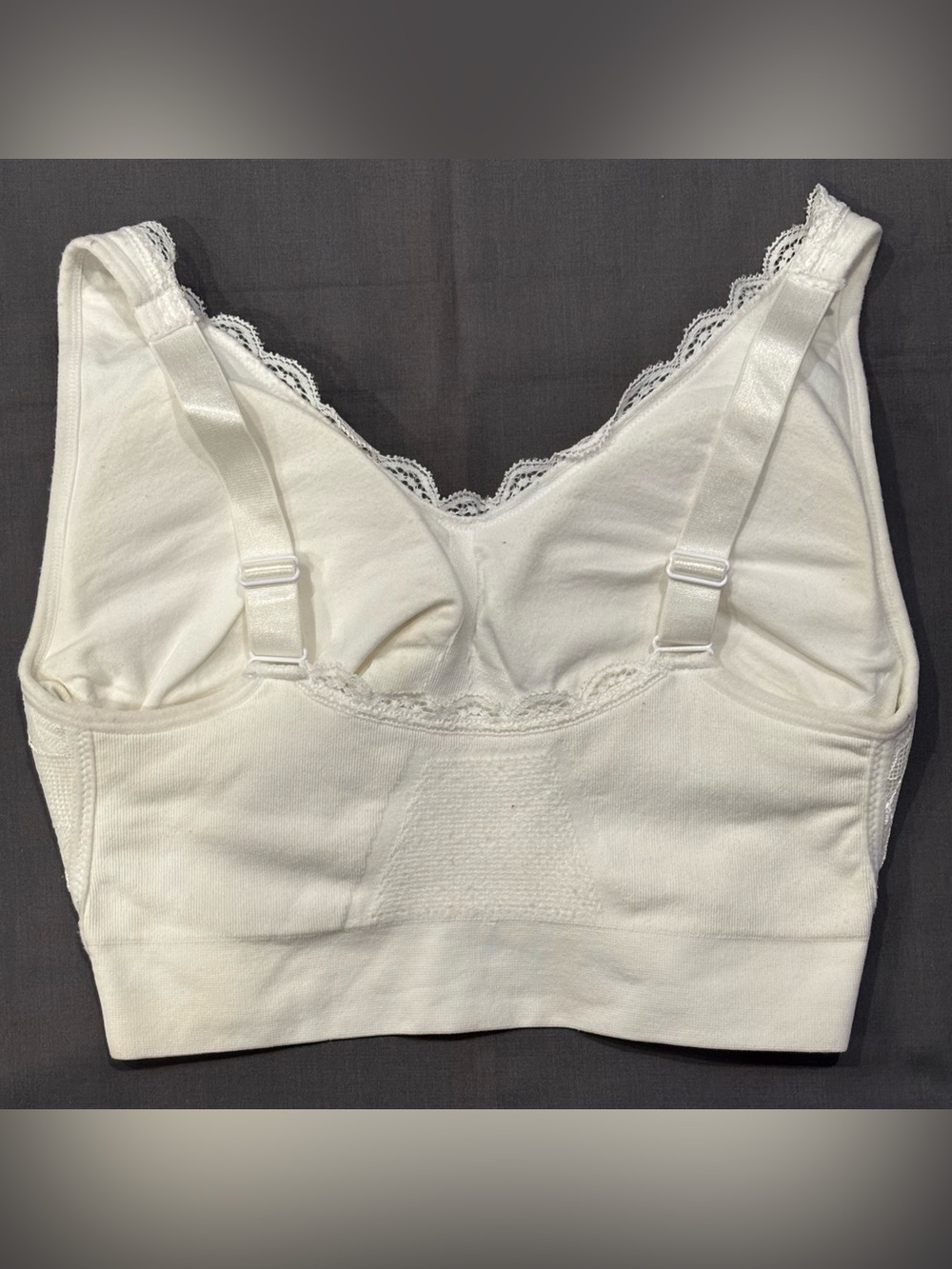 CaraMia Wireless Lift Bra Lot of 2 Black White Medium Lace CrissCross Side Hook - Picture 8 of 13